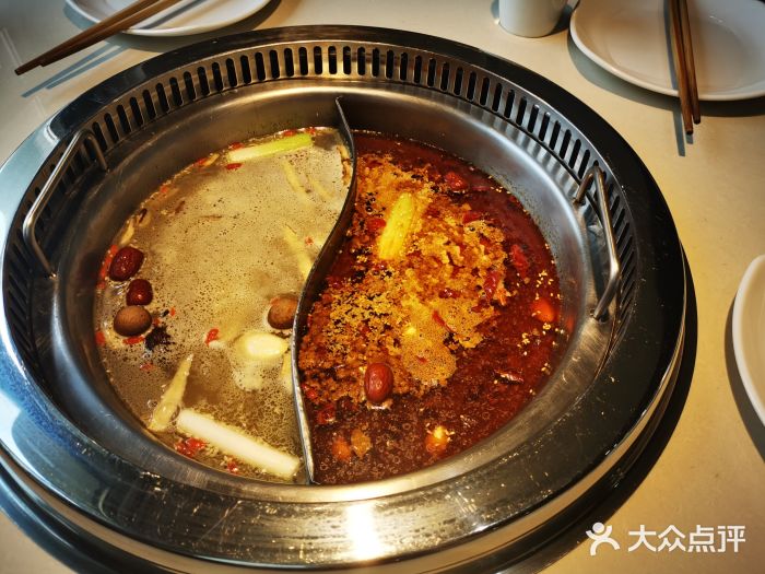 小肥羊(李家村店)清汤麻辣鸳鸯锅图片