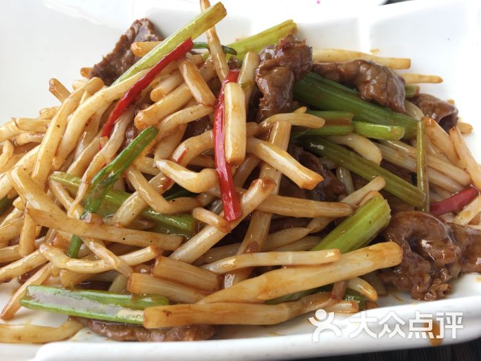 东馆和天下特色餐饮水竹根牛肉图片 第3张