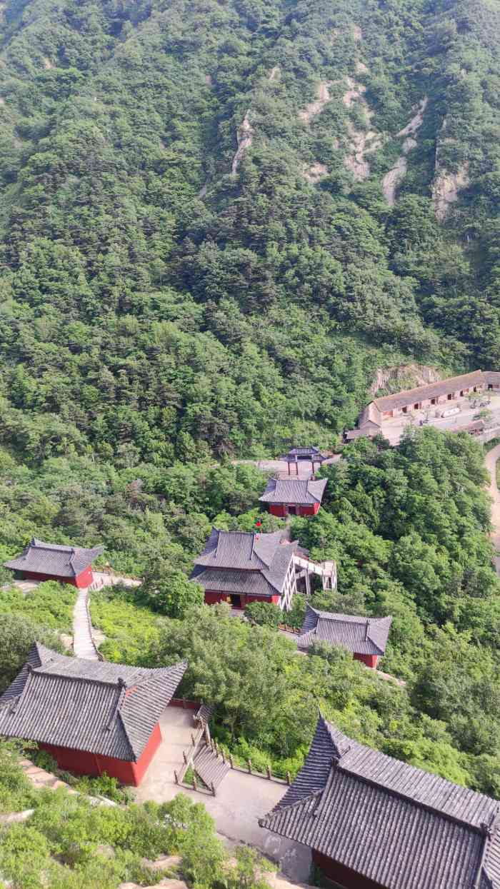 七峰山生态旅游区"七峰山风景区位于南阳市方城县,景区在方城.