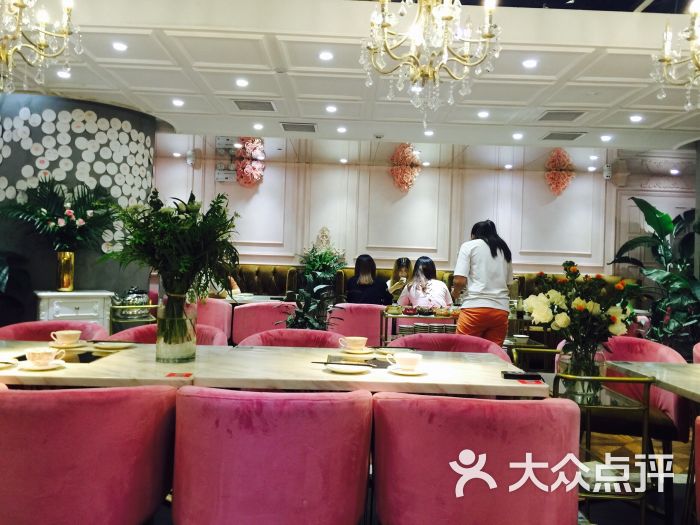 花开滕蔓重庆火锅(新百店)