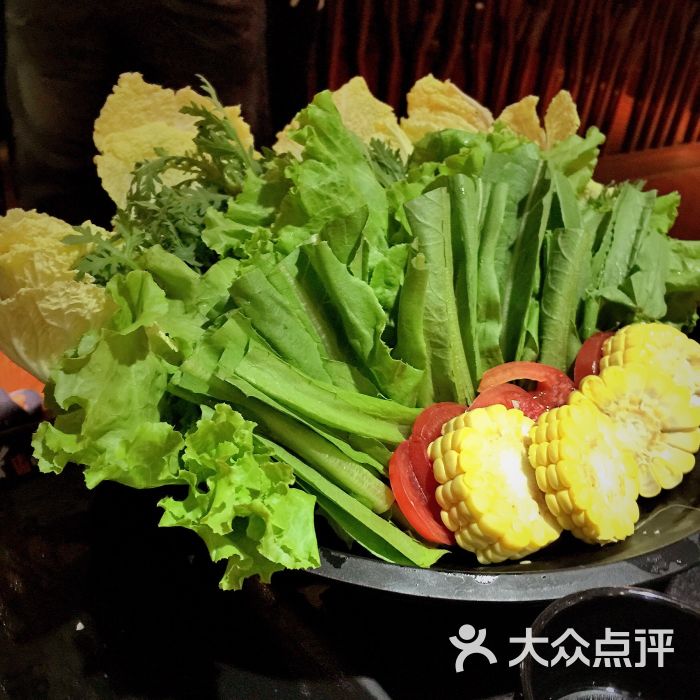 潮牛庄园·潮汕鲜牛肉火锅(中关村店)蔬菜大拼图片 - 第3张