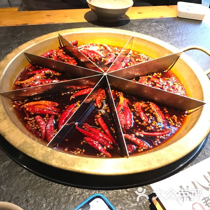 水八块饕餮老火锅