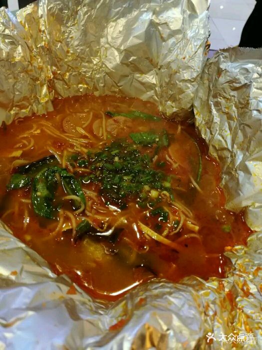 俏渝味锡纸花甲火锅米线(日月光中心广场店)图片 第121张