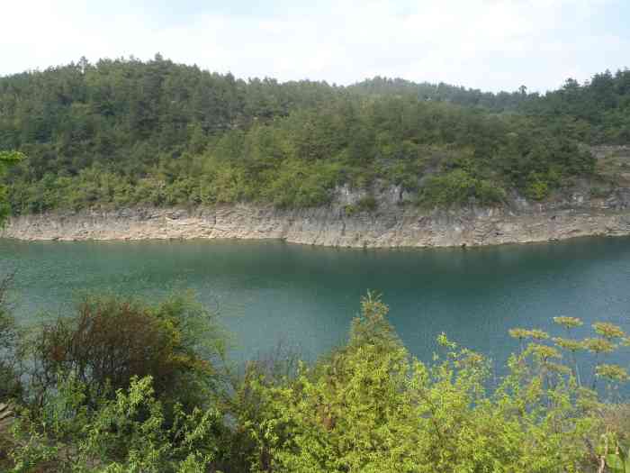 花溪松柏山水库-"风光迤逦,令人流连忘返的地方,这里.