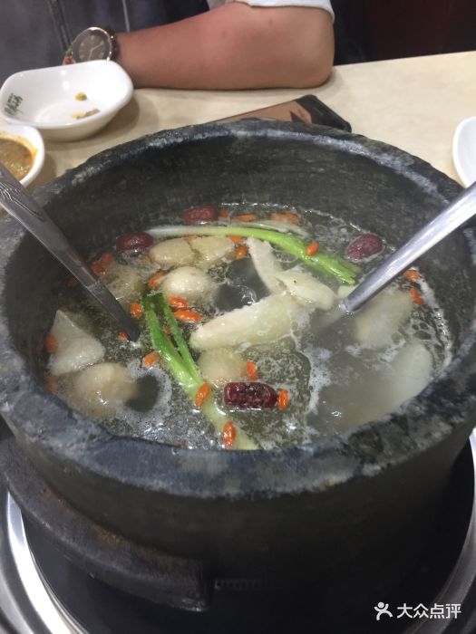 墨脱石锅椰子鸡(大东海店)图片