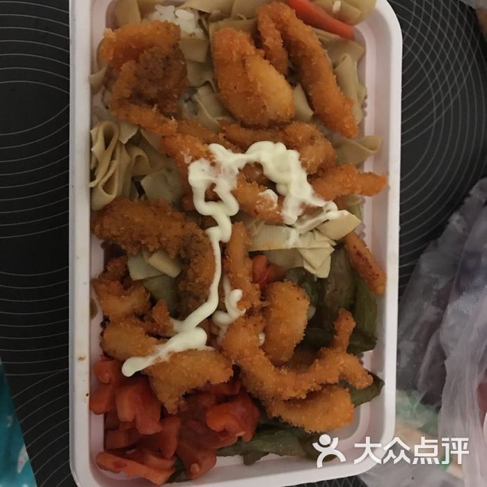 小巷鸡柳饭