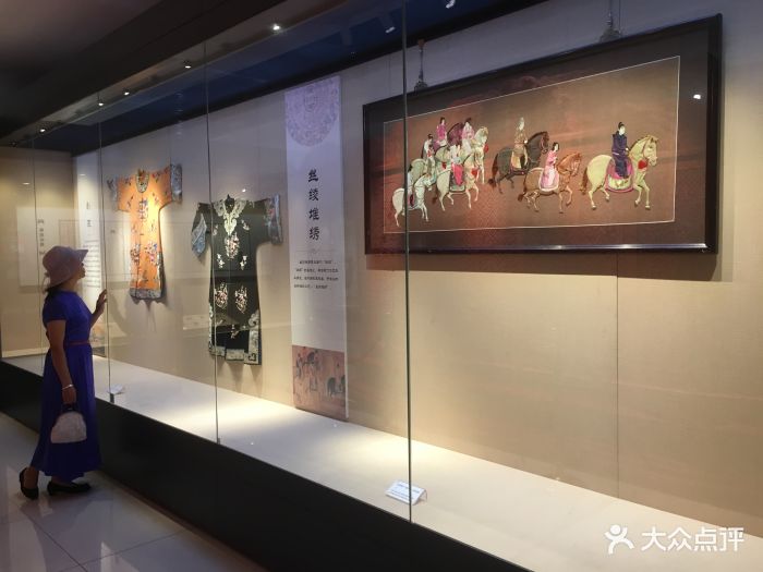 北京工艺美术博物馆(奥林匹克花园主馆)丝绫堆绣展示图片 - 第26张