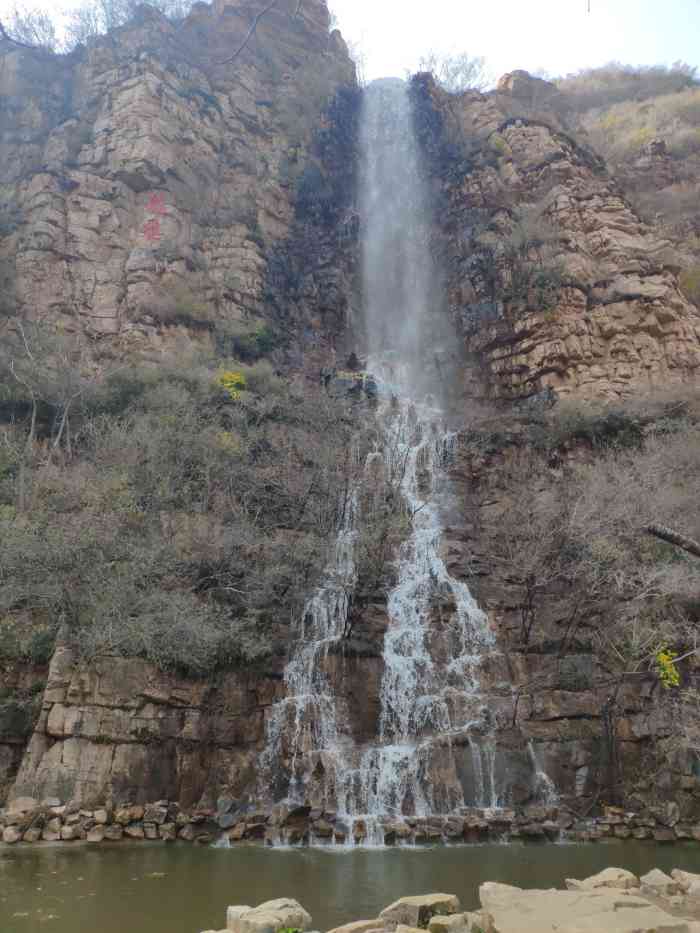 石龙峡风景区-"秃山枯水枯树!没啥!40门票到不贵!估计