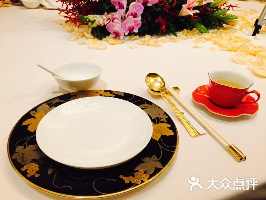 餐具摆设
