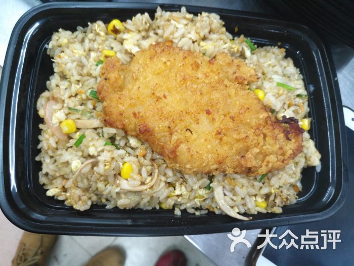 鸡排炒饭