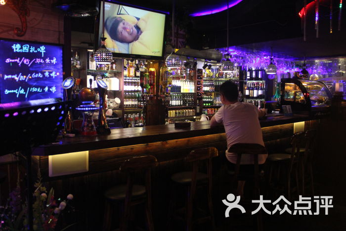 华庭咖酒吧吧台图片 第26张