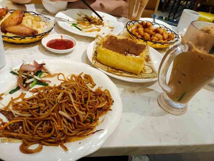 东宝港式茶餐厅(向西店)