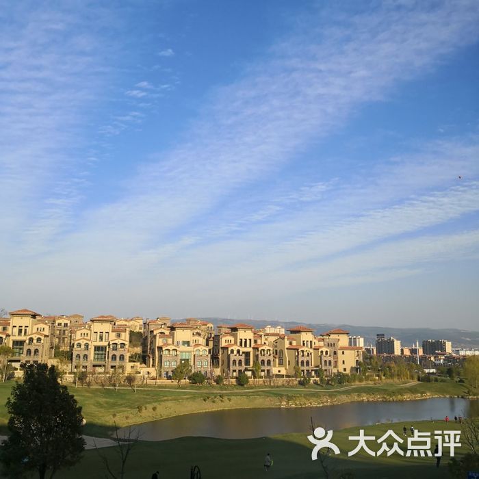 曲靖金麟湾别墅v别墅原乡美利坚温泉酒店图片