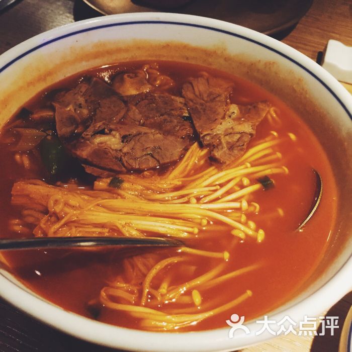 牛肉辛拉面