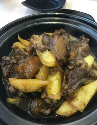 牛肉炖土豆怎么炖好吃又简单又烂 iIjC1786-ZlSwofI-bWN53coAtVCLTv60a1_lMOPeUoldEMy73SqFICwoE_uvS4C.jpg