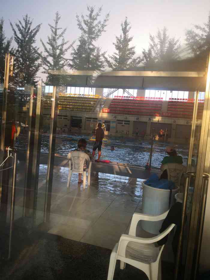 大连海事大学游泳馆-"环境好,服务态度也很棒,要命的.