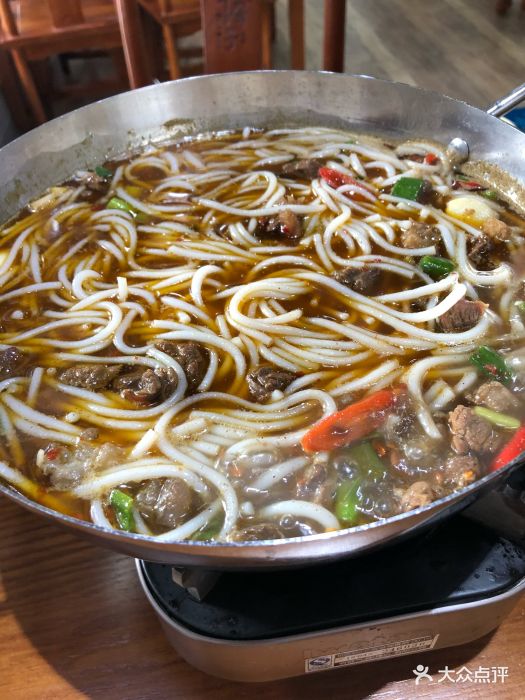 牛聋子津市牛肉粉红烧牛肉炖粉图片 第3张