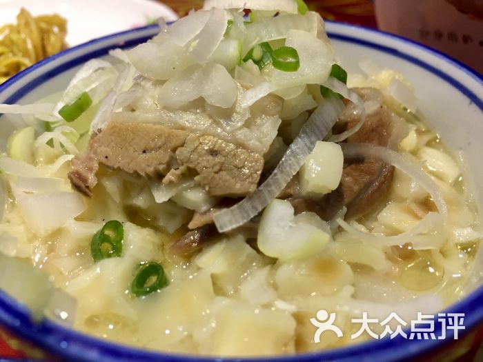 一品羊肉烩馍