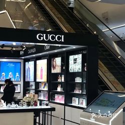 gucci万达广场店