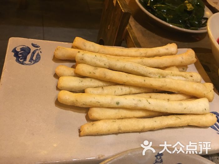 小龙坎老火锅(国贸店)茴香小油条图片 - 第1张