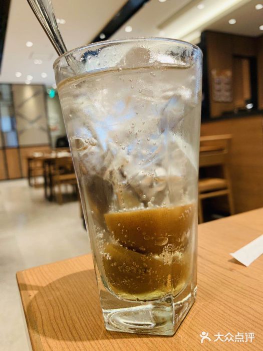 鼎泰丰(德基广场店)咸柠檬七喜图片