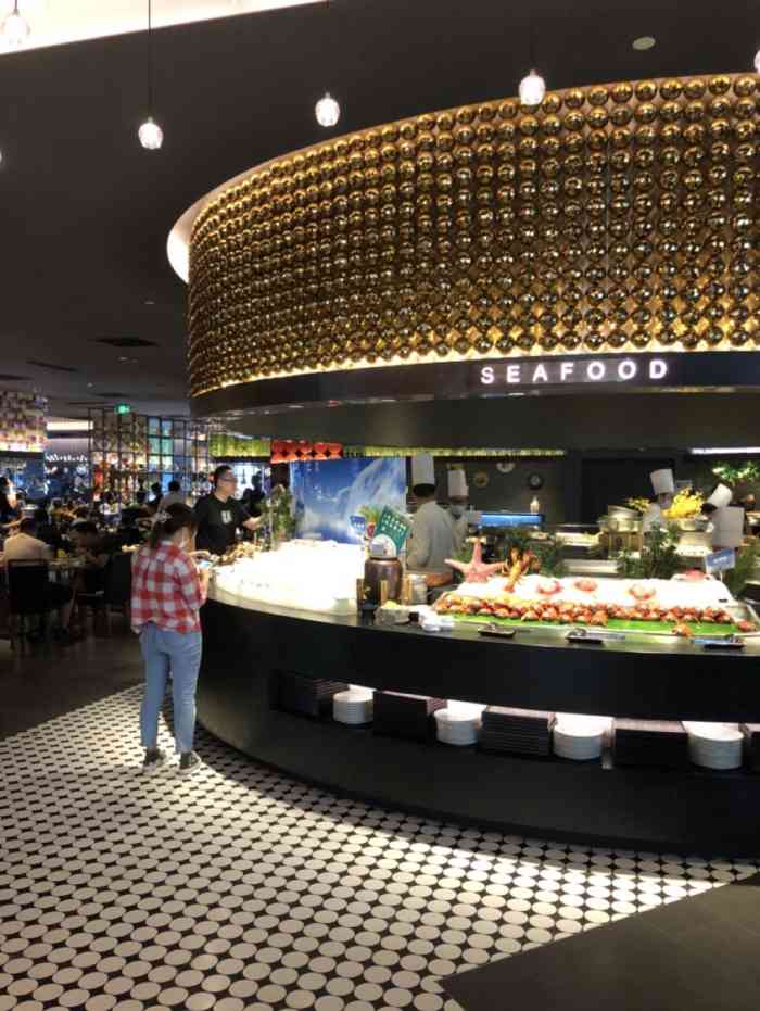 汉来海港自助餐厅(七宝万科广场店)-"爸妈一直辛苦带