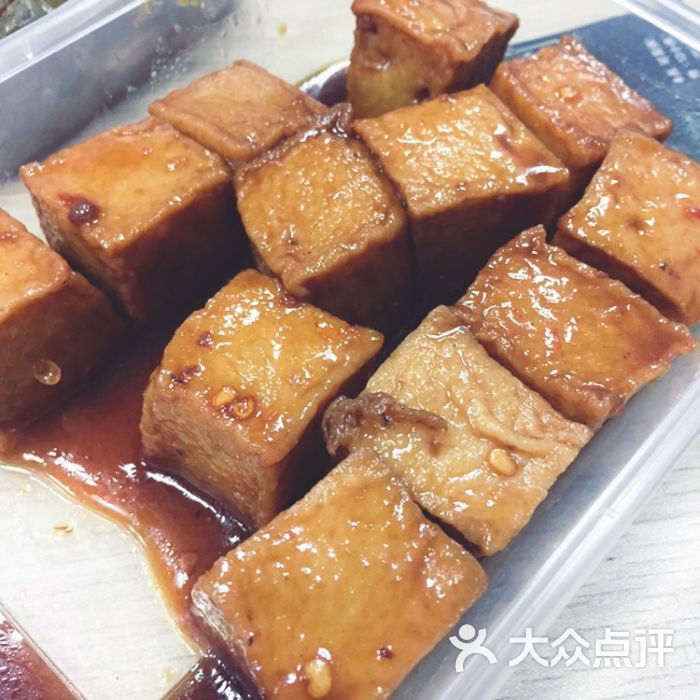 三品黑鸭(人民路宝龙店)鱼豆腐图片 第10张