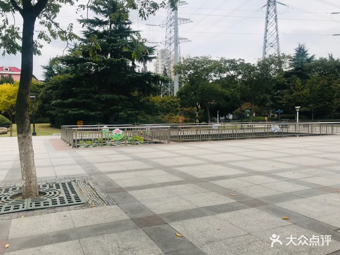 梅陇公园图片