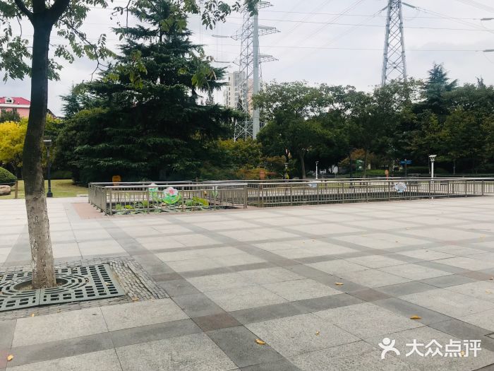 梅陇好人公园图片