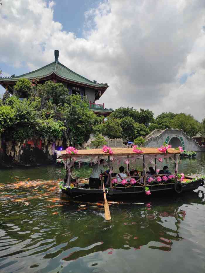 宝墨园景区-"很多很大.买门票不要买套票,不值.门口说.