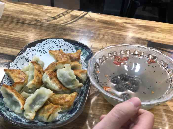 贴口福-"晚饭吃了一个煎饼果子08之后觉得不满足,.