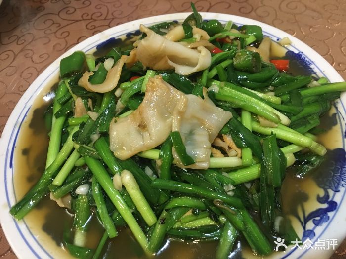 韭菜炒象拔蚌