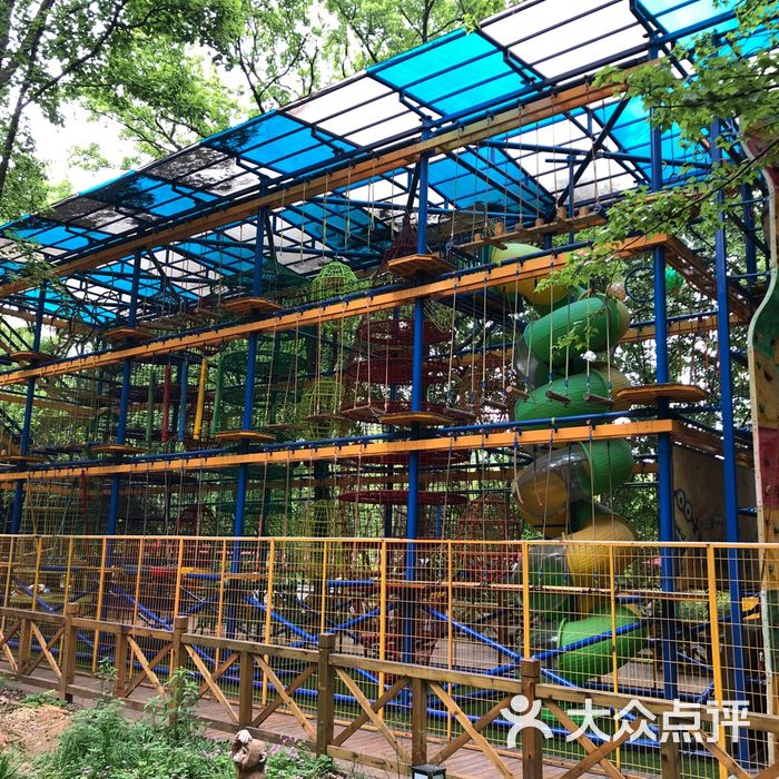 东湖磨山欢乐丛林游乐园