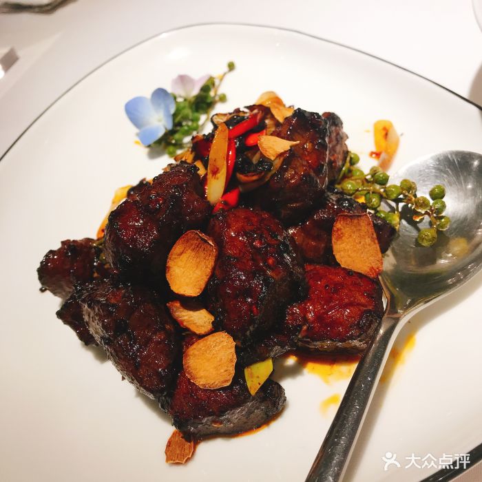 文火焖小牛肉