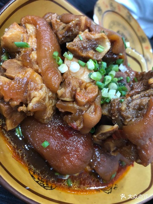 伍氏猪脚(步行街店)图片