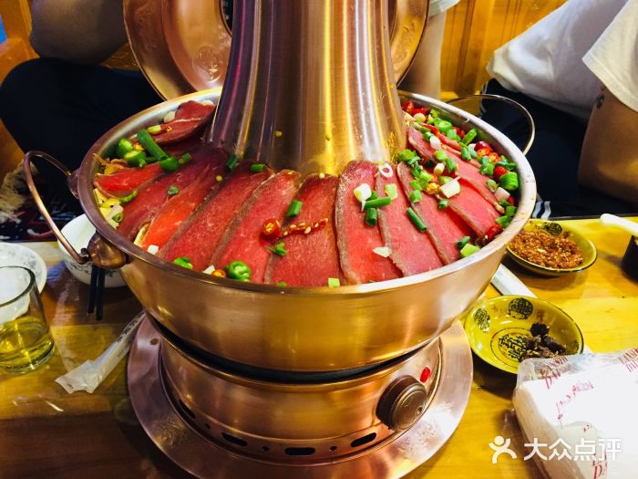 扎西藏餐-牦牛肉土火锅图片-重庆美食-大众点评网