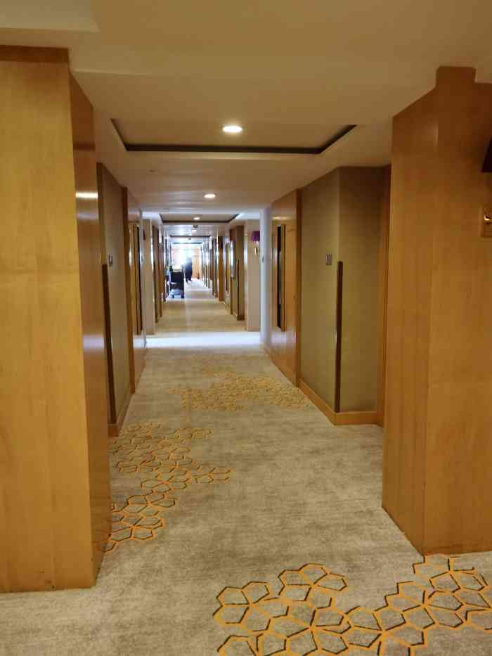 大同云冈建国宾馆-"房间很不错 舒适 而且暖暖的～ 超