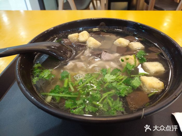 回味鸭血粉丝汤(南京商厦店)鸭血粉丝汤图片