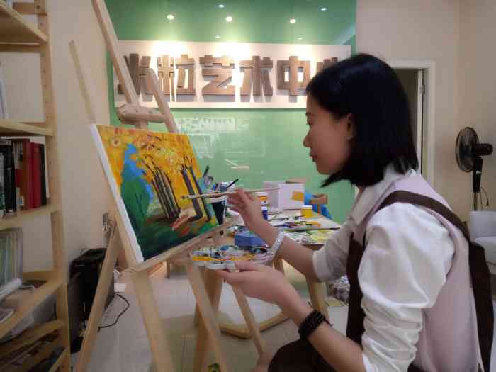 米粒艺术课堂-"美女老师教绘画,就在吉祥地铁站附近,.