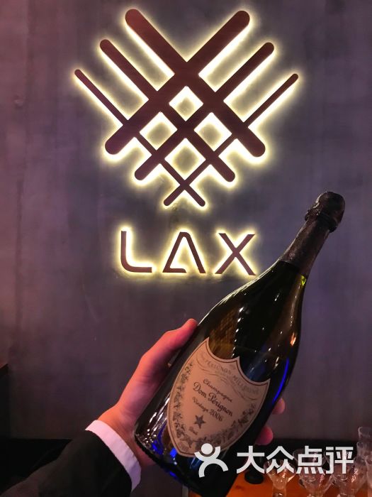 mimosalounge上传的图片
