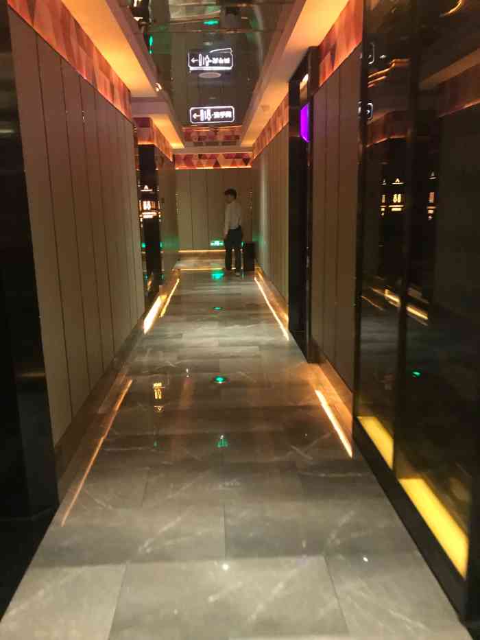 星聚会ktv(万象城购物中心店)-"一周去三到五次的ktv 在杭州来说音质