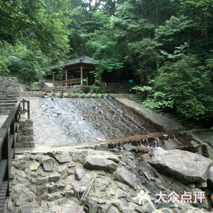 湖州龙王山景区