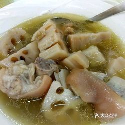 猪脚怎么炖最好吃没有异味 im1JAfGumVRgEslsIZbJ_9wnHHlUIFkdh0NSlY-8Ba7uvMTBvjlwVfXwQDC-N7xauzFvxlbkWx5uwqY2qcjixFEuLYk00OmSS1IdNpm8K8twhW7bzr4O88Ivp4FuDG0SfCF2ubeXzk49OsGrXt_KYDCngOyCwZK-s3fqawWswzk.jpg