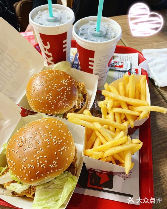肯德基(金源新燕莎mall店)香辣鸡腿堡三件套套餐图片