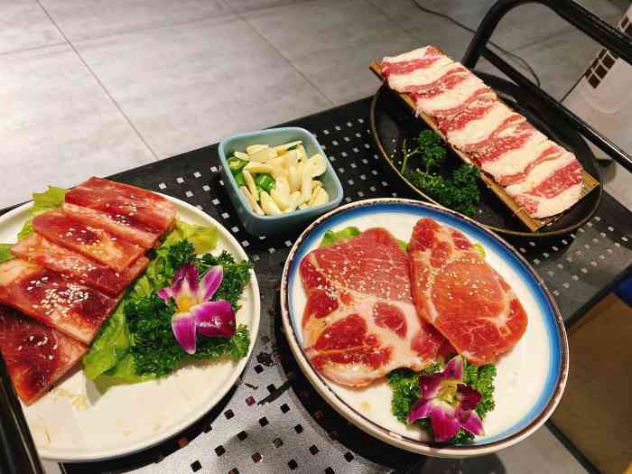 井牧原香·私房烤肉料理"逛完宜家在附近找的一家烤肉 大概两公里的.