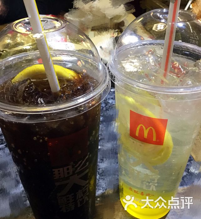 麦当劳(天山百盛店)海盐柠檬苏打风味汽水图片 - 第3张