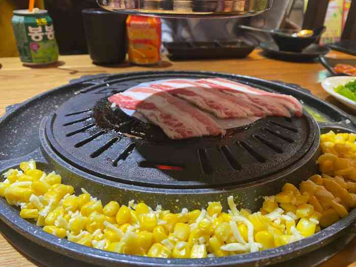 喜牛家·炭火烤肉坊(中大店)