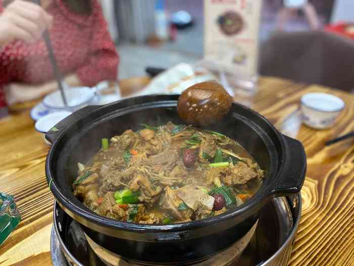 屯昌枫木香草鸭炭炉火锅(华繁路店"我的妈呀,绝对要回头!