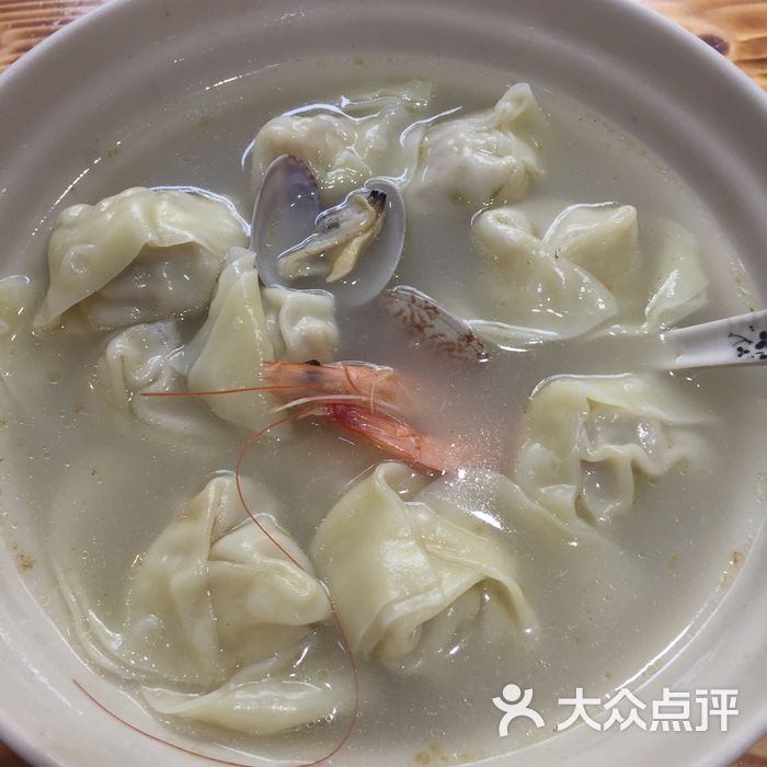 猫耳海鲜馄饨