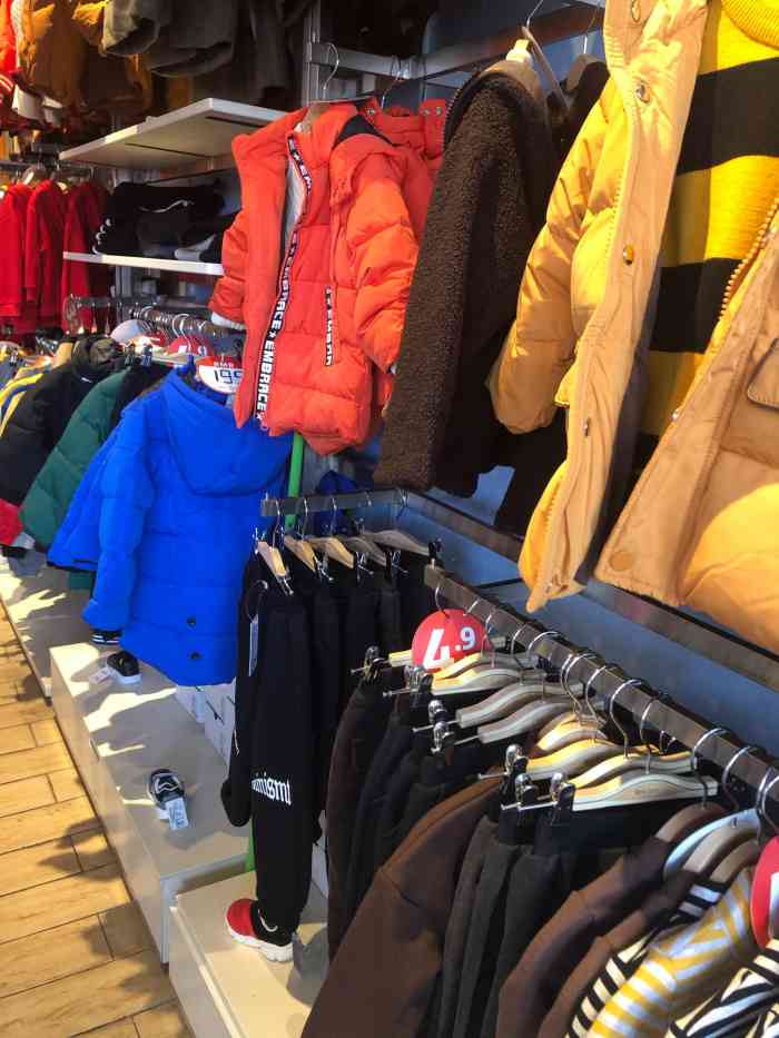 三木小町"解放路上的童装店铺,三木小町童装店,是最.
